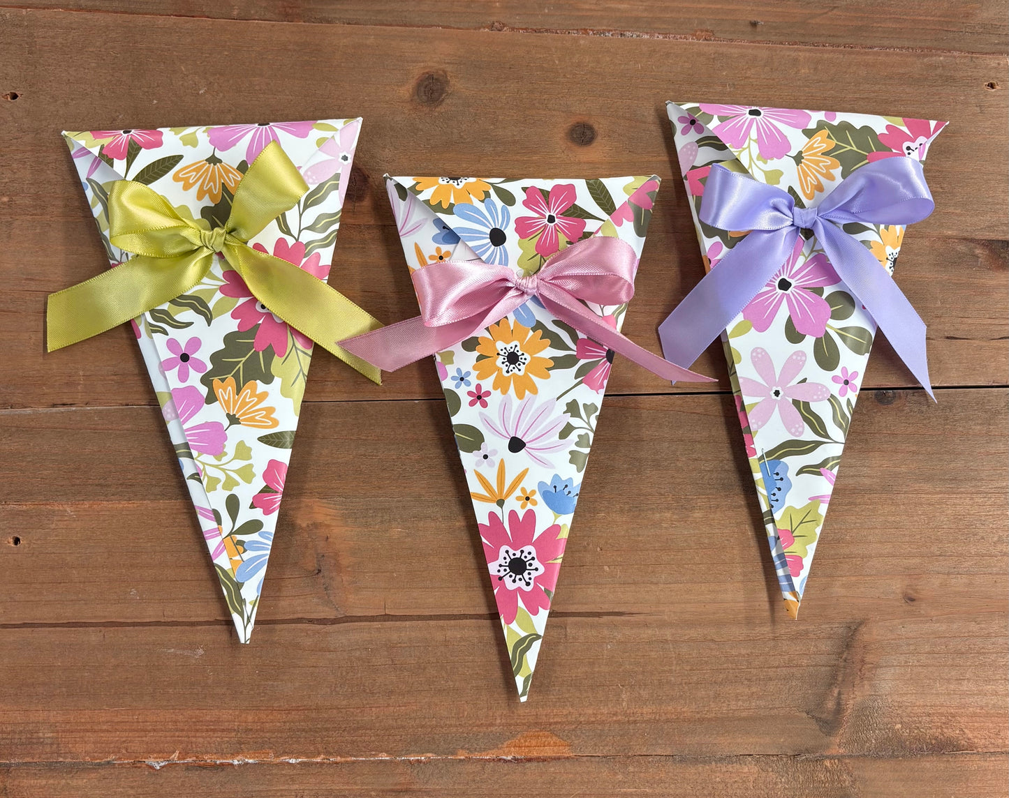 Ministering Gift - April 2025 He Lives Spring Pouch