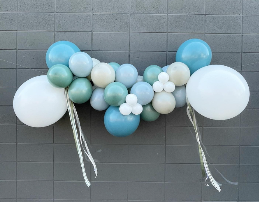 Specialty Balloon - Balloon Garland